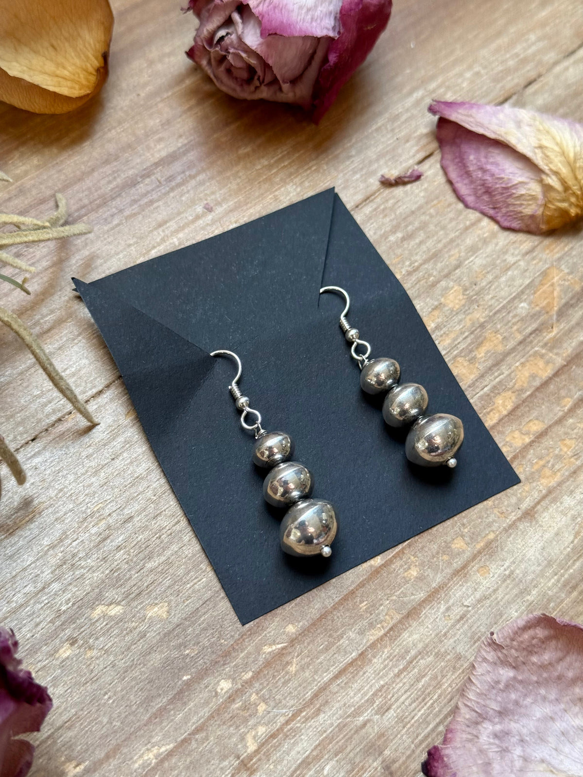 Sterling Silver Tapered Ponca Pearl Dangle Earrings – Artist Jason Ogg